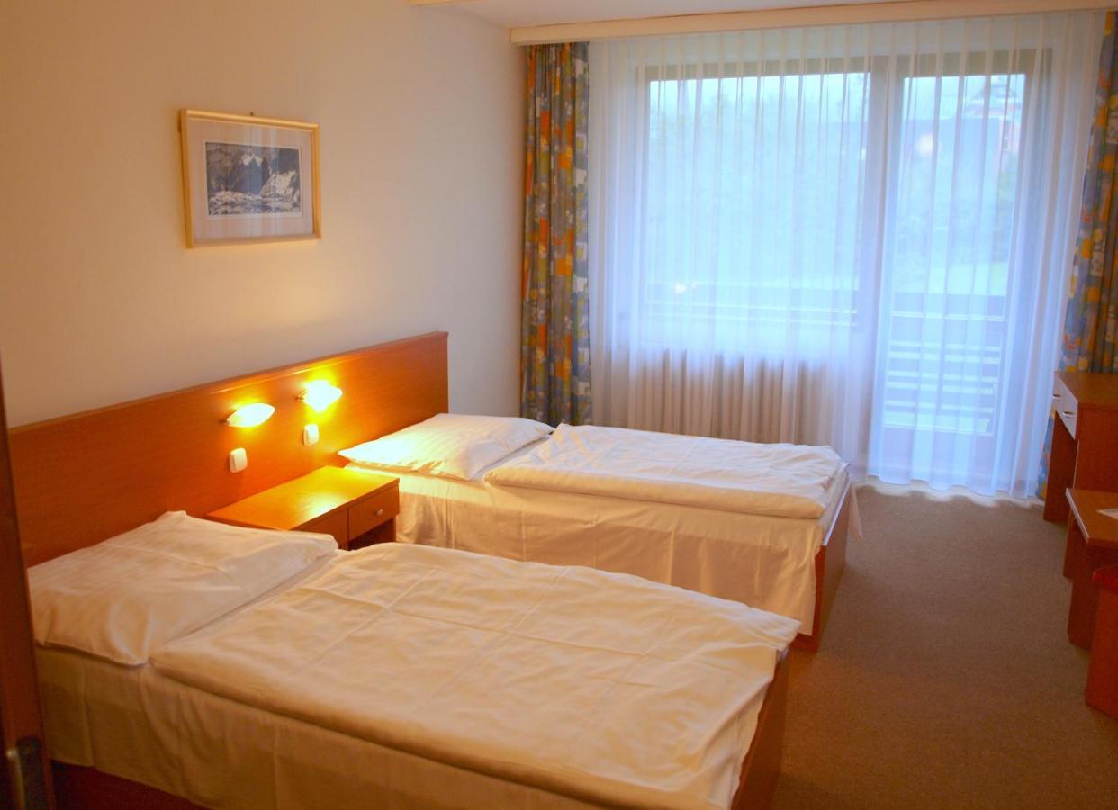 Hotel Sorea Uran タトランスカ・ ロムニツァ エクステリア 写真